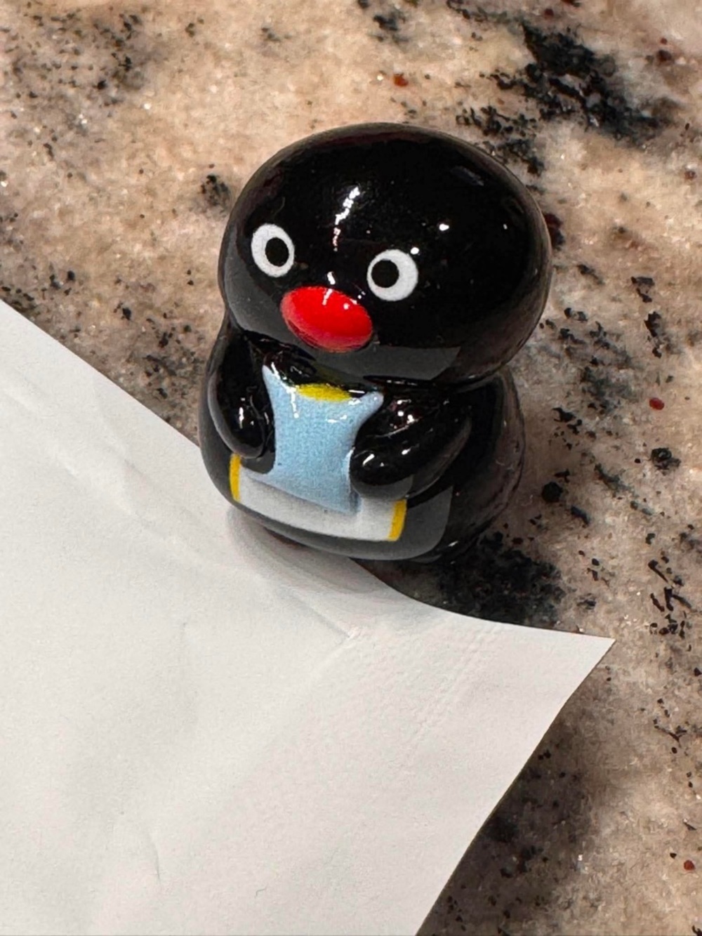 Pingu. Confirmed blind box
Resin penguin
1 1/2”